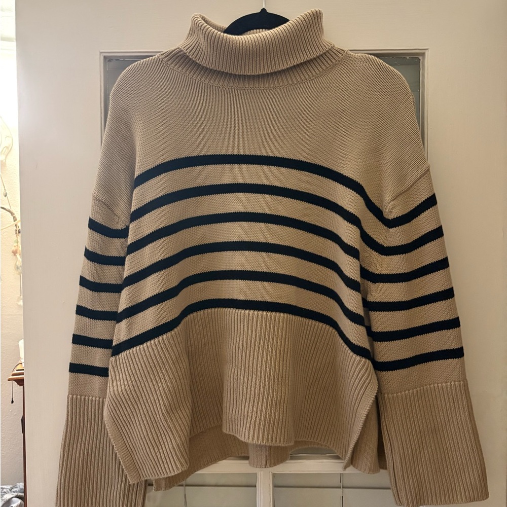 brand new gap tan stripe 100% cotton sweater